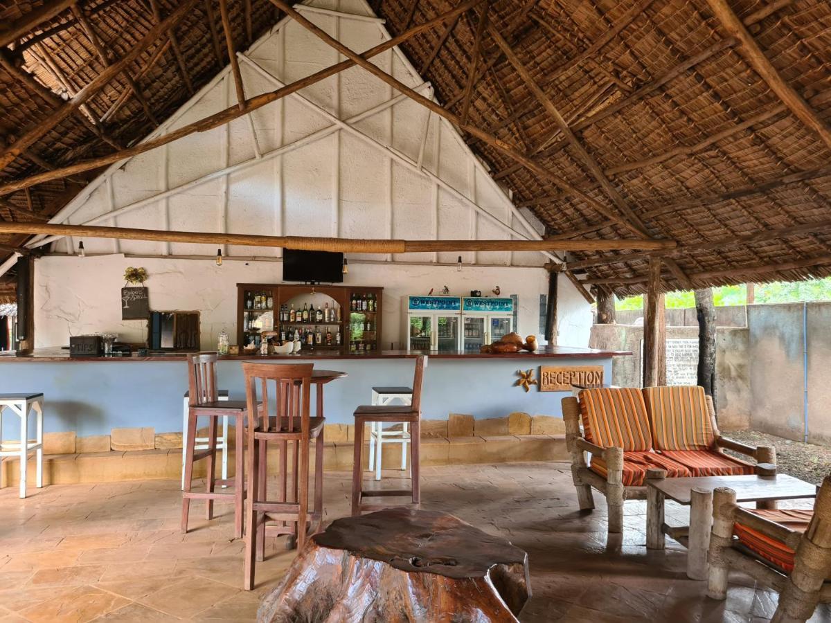 Honey Badger Lodge Moshi Exteriér fotografie